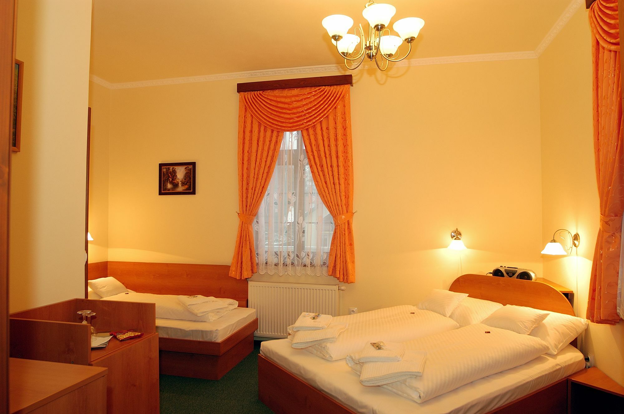 Penzion Zlaty Jelen Кошице Екстер'єр фото